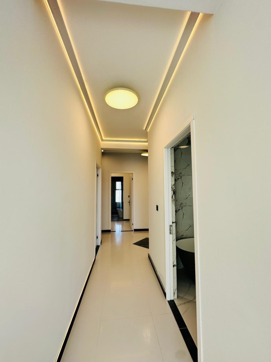 4 Bedroom Property for Sale in Sandown Western Cape